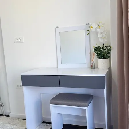 Soft Center - River View - Free Parking * Skopje