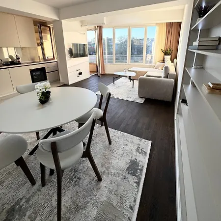 Soft Center - River View - Free Parking *