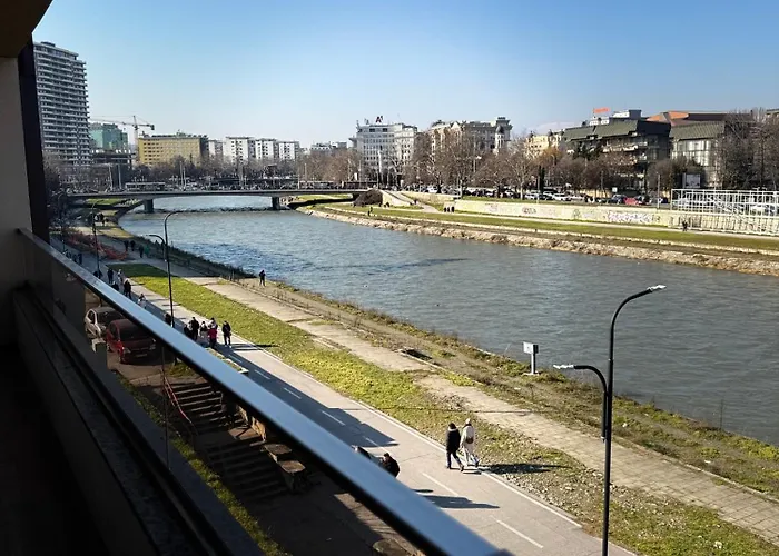 Soft Center - River View Скопье