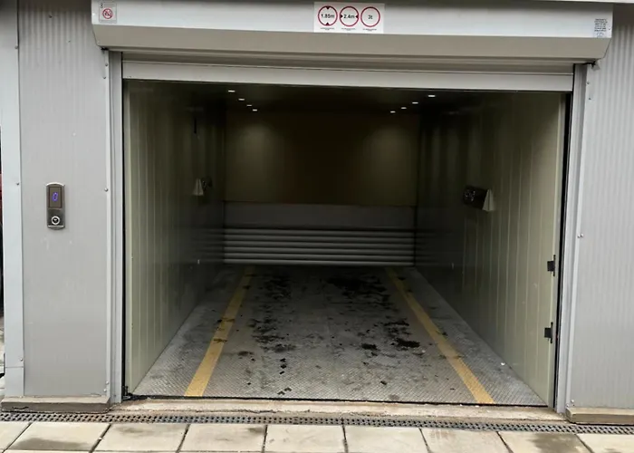 Soft Center - River View Апартаменты *