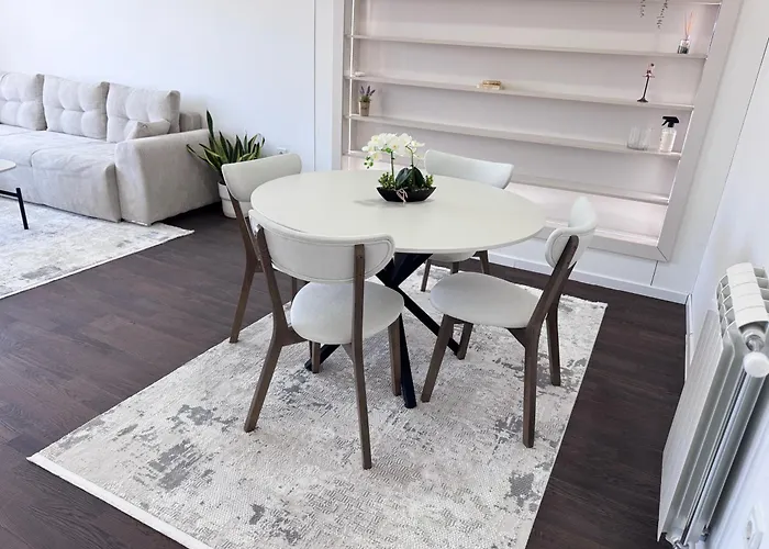 Soft Center - River View Апартаменты