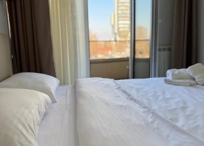 Soft Center - River View * Скопье