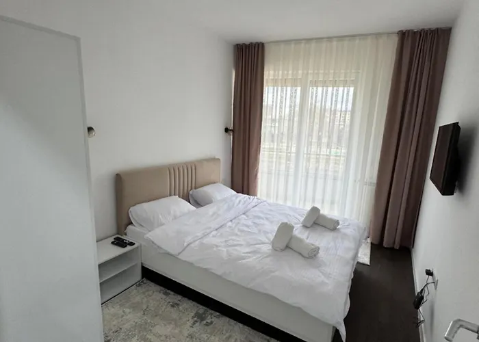 Soft Center - River View *