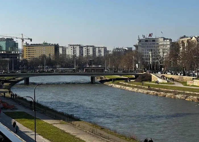 Soft Center - River View Апартаменты Скопье